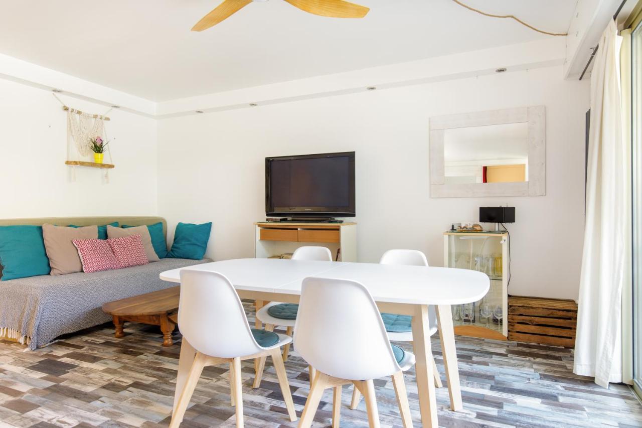 Grand Studio Neuf Face Port Et Plage, Parking Prive Golfe-Juan Exterior foto